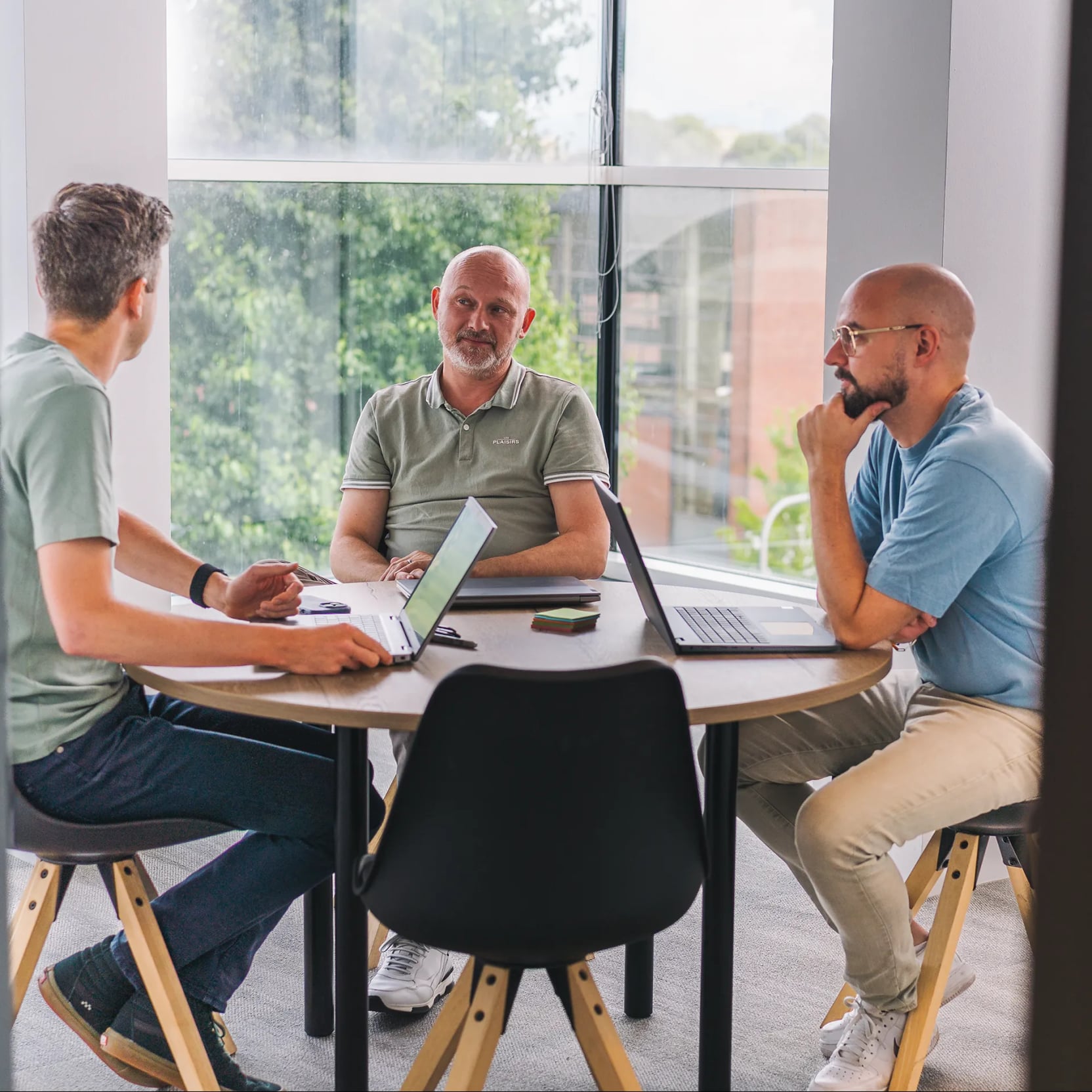 Met DevOps Services versnel je releases door techniek en samenwerking